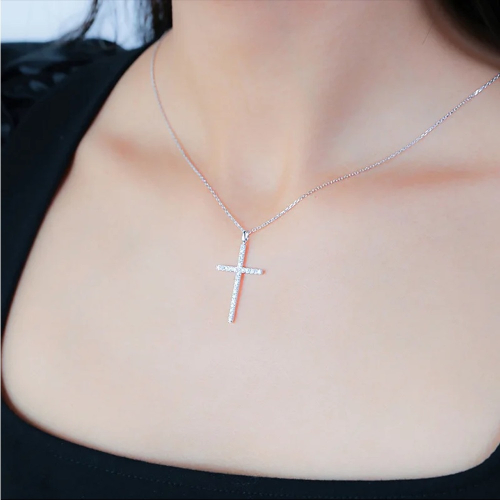 New Unisex 925 Silver Cross Pendant Necklace Cross Diamond Sparkling Necklace - Picture 5 of 5